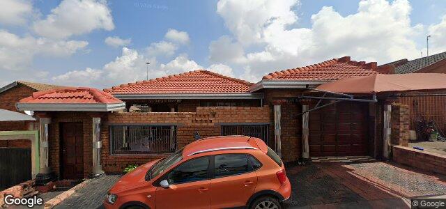 5 Pheasant Street（加拿大曼尼托巴省溫尼伯市）房屋照片