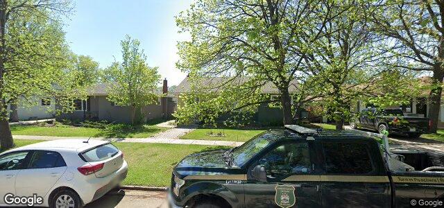 823 Wicklow Street（加拿大曼尼托巴省溫尼伯市）房屋照片