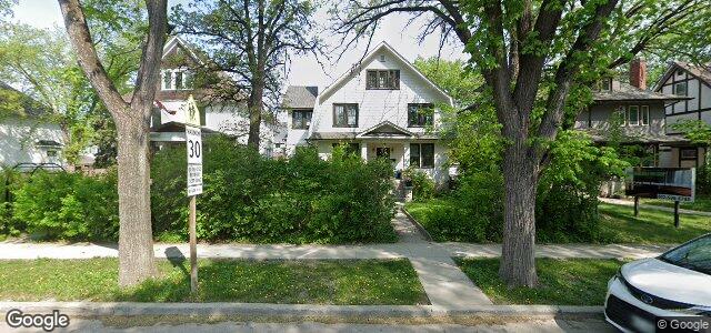 1015 Grosvenor Avenue（加拿大曼尼托巴省溫尼伯市）房屋照片