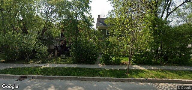 1028 Grosvenor Avenue（加拿大曼尼托巴省溫尼伯市）房屋照片