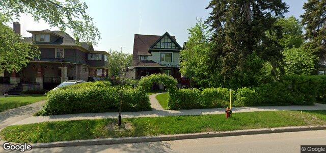 1054 Grosvenor Avenue（加拿大曼尼托巴省溫尼伯市）房屋照片