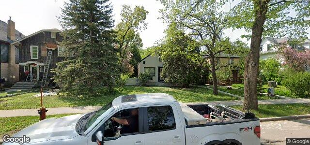 1130 Grosvenor Avenue（加拿大曼尼托巴省溫尼伯市）房屋照片