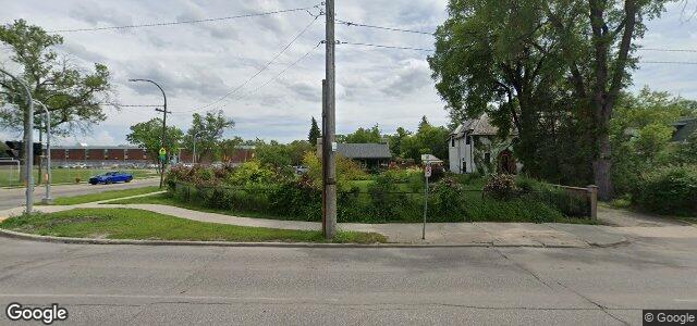 216 Academy Road（加拿大曼尼托巴省温尼伯市）房屋照片