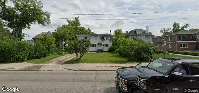 226 Academy Road（加拿大曼尼托巴省溫尼伯市）房屋照片