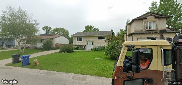 Larawan ng 10 Corbett Drive sa Winnipeg, Manitoba