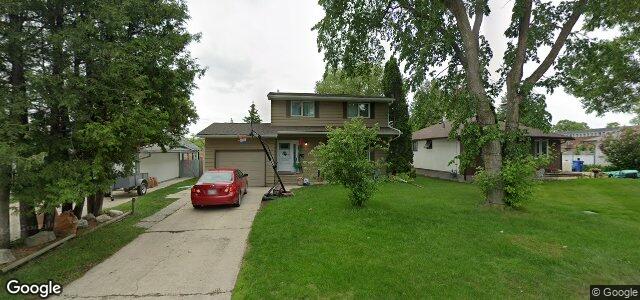 Photo of 10 Hedges Bay in Winnipeg, Manitoba