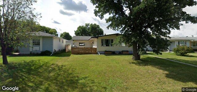 100 Risbey Crescent（加拿大曼尼托巴省溫尼伯市）房屋照片