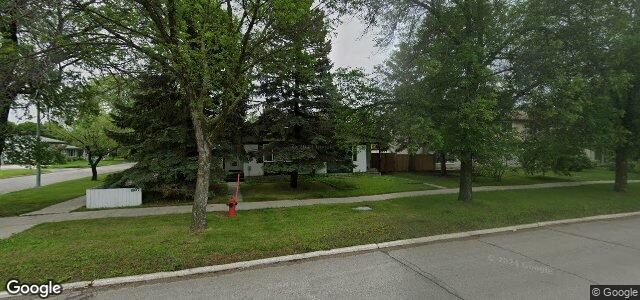 1037 Cavalier Drive（加拿大曼尼托巴省溫尼伯市）房屋照片