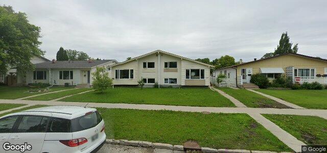 1045 Buchanan Boulevard（加拿大曼尼托巴省溫尼伯市）房屋照片