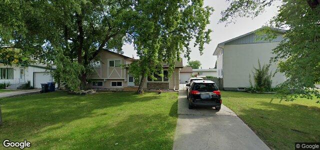 Larawan ng 105 Deloraine Drive sa Winnipeg, Manitoba