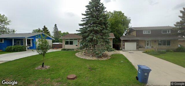 106 Costello Drive（加拿大曼尼托巴省温尼伯市）房屋照片