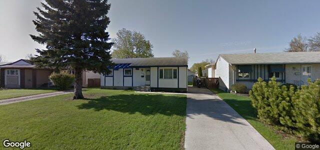 Photo of 108 Buffie Bay in Winnipeg, Manitoba