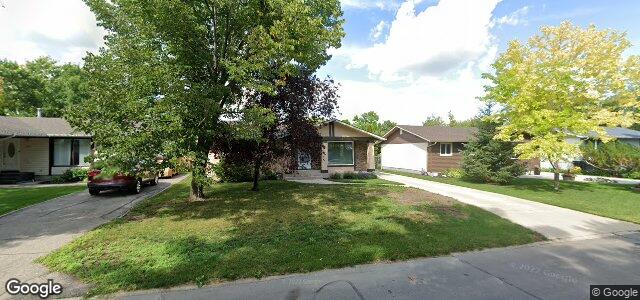 11 Sabine Crescent（加拿大曼尼托巴省溫尼伯市）房屋照片