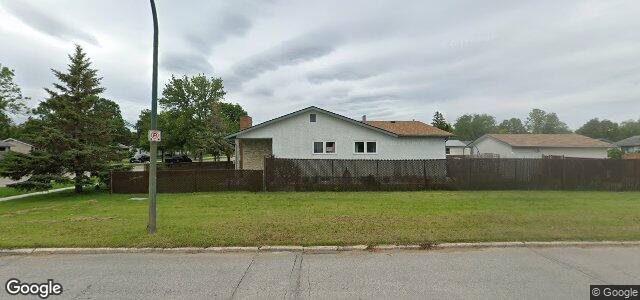 1103 Buchanan Boulevard（加拿大曼尼托巴省溫尼伯市）房屋照片