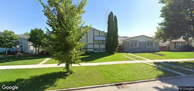 1113 Buchanan Boulevard（加拿大曼尼托巴省溫尼伯市）房屋照片