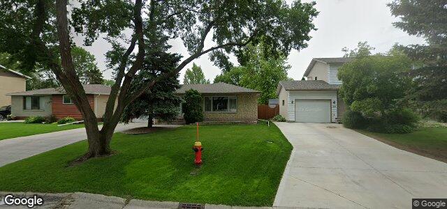 118 Costello Drive（加拿大曼尼托巴省溫尼伯市）房屋照片