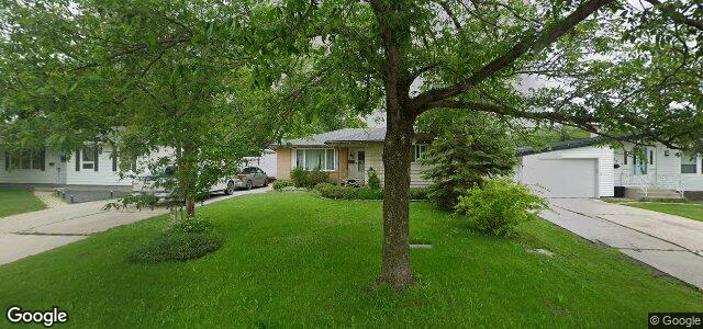 131 Costello Drive（加拿大曼尼托巴省温尼伯市）房屋照片