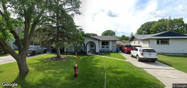 135 Nemy Crescent（加拿大曼尼托巴省溫尼伯市）房屋照片