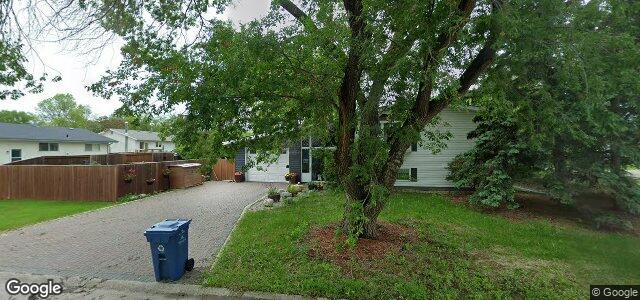 146 Costello Drive（加拿大曼尼托巴省溫尼伯市）房屋照片