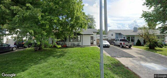 Photo of 214 Lake Ridge Road in Winnipeg, Manitoba