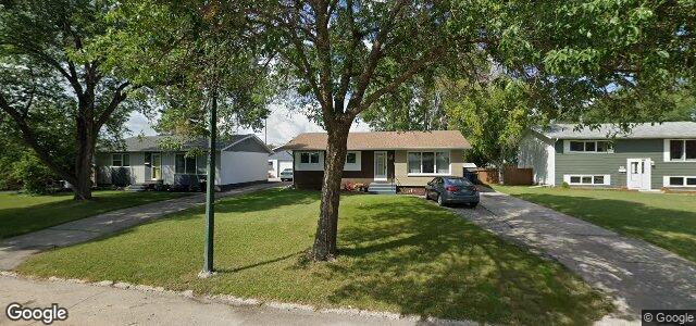 215 Risbey Crescent ਦੀ ਫੋਟੋ, ਵਿਨੀਪਿਗ, ਮੈਨੀਟੋਬਾ