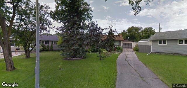 Photo of 272 Carson Bay in Winnipeg, Manitoba