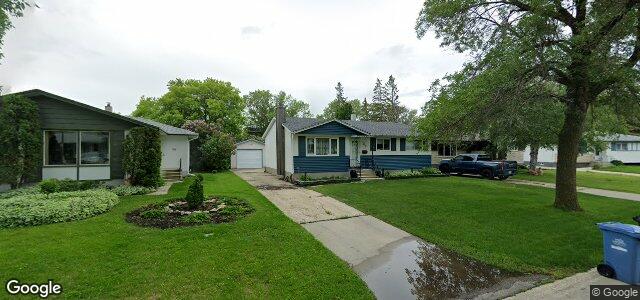 Larawan ng 30 Hedges Bay sa Winnipeg, Manitoba