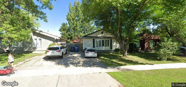 307 Fairlane Avenue（加拿大曼尼托巴省溫尼伯市）房屋照片