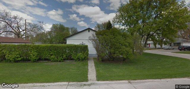 327 Hillary Bay（加拿大曼尼托巴省溫尼伯市）房屋照片