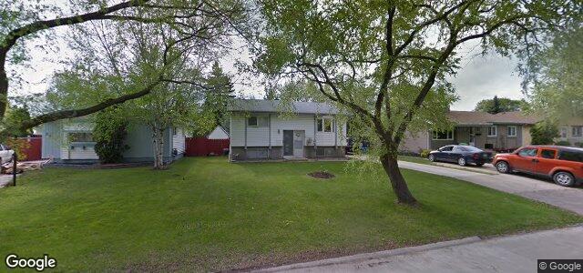 38 Mackie Bay（加拿大曼尼托巴省溫尼伯市）房屋照片