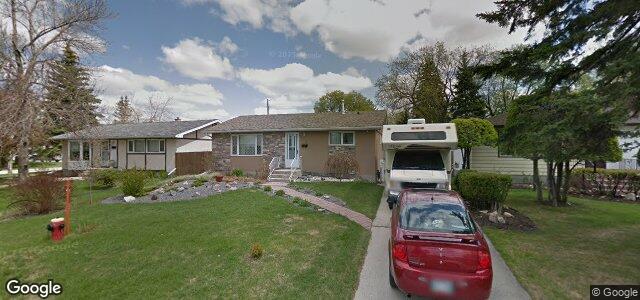 423 Hillary Crescent（加拿大曼尼托巴省溫尼伯市）房屋照片