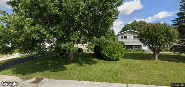 Larawan ng 51 Risbey Crescent sa Winnipeg, Manitoba