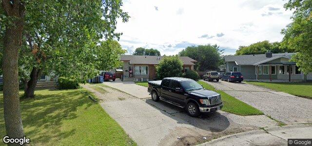 Photo of 60 Lake Ridge Road in Winnipeg, Manitoba