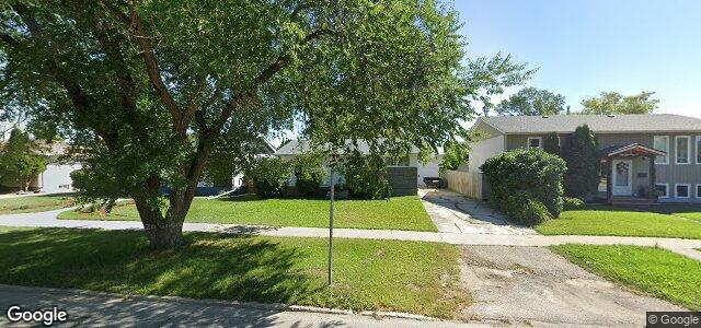 711 Buchanan Boulevard（加拿大曼尼托巴省溫尼伯市）房屋照片