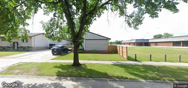 77 Kay Crescent（加拿大曼尼托巴省溫尼伯市）房屋照片