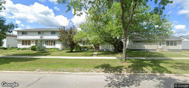 784 Cavalier Drive（加拿大曼尼托巴省溫尼伯市）房屋照片