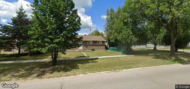 812 Cavalier Drive（加拿大曼尼托巴省溫尼伯市）房屋照片