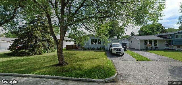 94 Voyageur Avenue（加拿大曼尼托巴省溫尼伯市）房屋照片