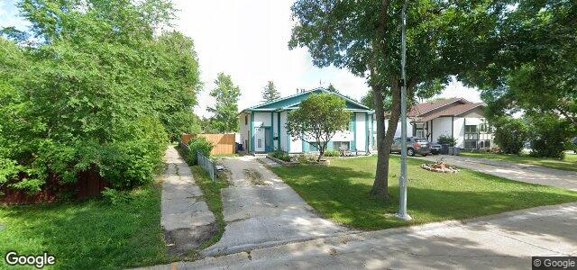 Larawan ng 97 Lake Ridge Road sa Winnipeg, Manitoba