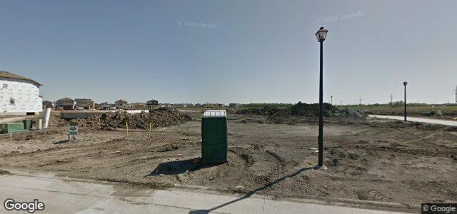 102 Dacquay Crescent（加拿大曼尼托巴省溫尼伯市）房屋照片