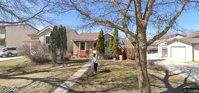 183 Turnham Drive（加拿大曼尼托巴省温尼伯市）房屋照片