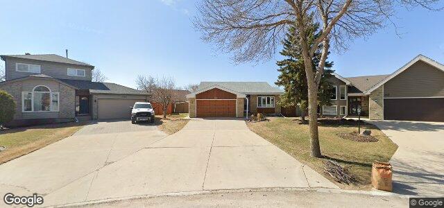 203 Queensbury Bay（加拿大曼尼托巴省溫尼伯市）房屋照片