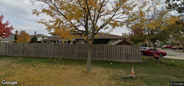 27 Sloane Crescent（加拿大曼尼托巴省溫尼伯市）房屋照片