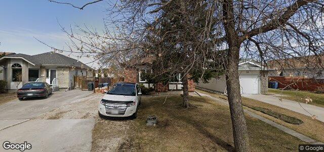 35 Hirt Crescent（加拿大曼尼托巴省溫尼伯市）房屋照片