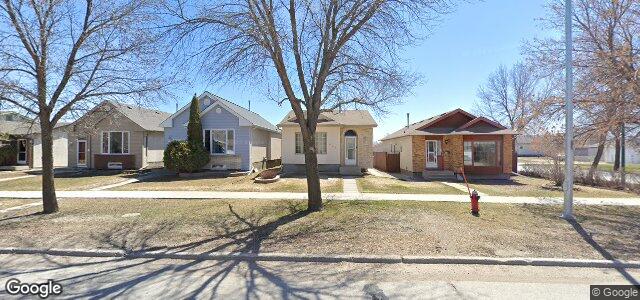 438 Novavista Drive（加拿大曼尼托巴省溫尼伯市）房屋照片