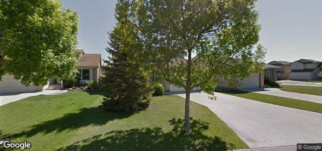 8 Highcastle Crescent（加拿大曼尼托巴省溫尼伯市）房屋照片