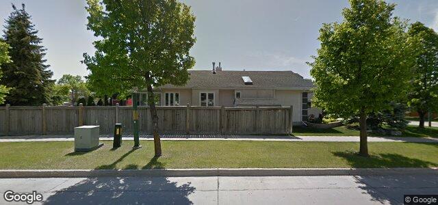 Larawan ng 92 Barlow Crescent sa Winnipeg, Manitoba