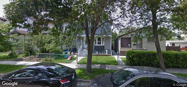 Larawan ng 1008 Banning Street sa Winnipeg, Manitoba