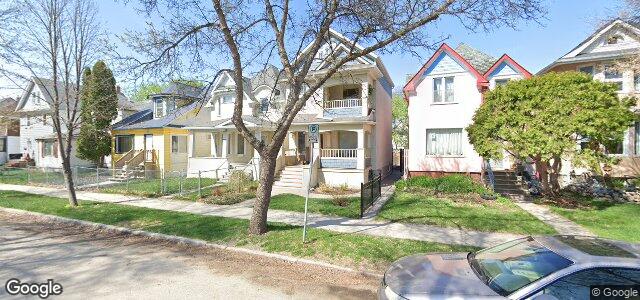 694 Banning Street（加拿大曼尼托巴省溫尼伯市）房屋照片