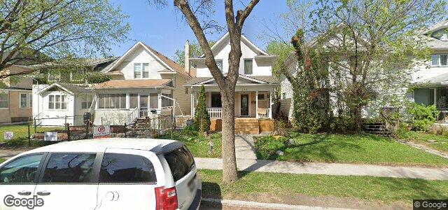 704 Banning Street（加拿大曼尼托巴省溫尼伯市）房屋照片